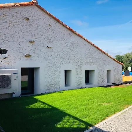 Le Clos De Meslon *
